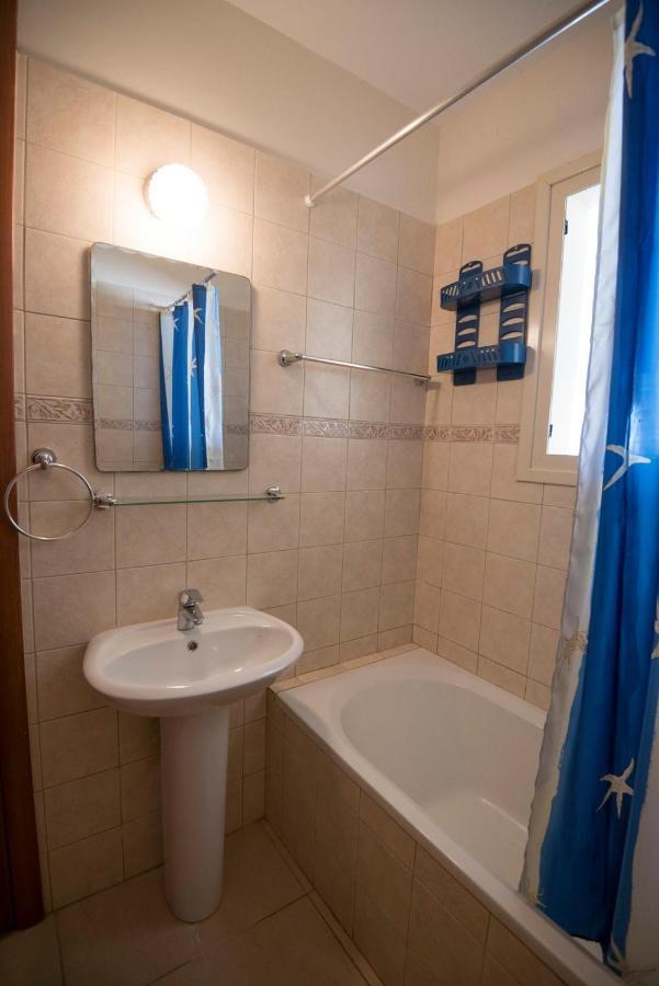 Apartments For Holidays Paralimni Exteriér fotografie